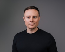 Benjamin Hardy portrait
