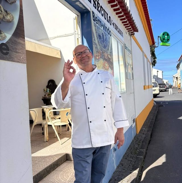 Official image for Fim De Século