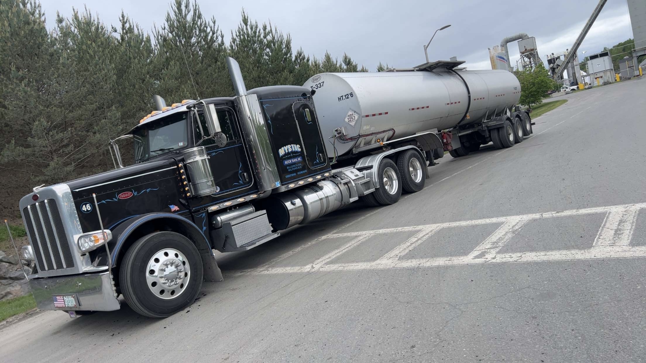 Bulk Fuel Oil Tank #15 - High-capacity fuel oil transport vehicle equipped with safety systems and efficient pumping capabilities for commercial deliveries