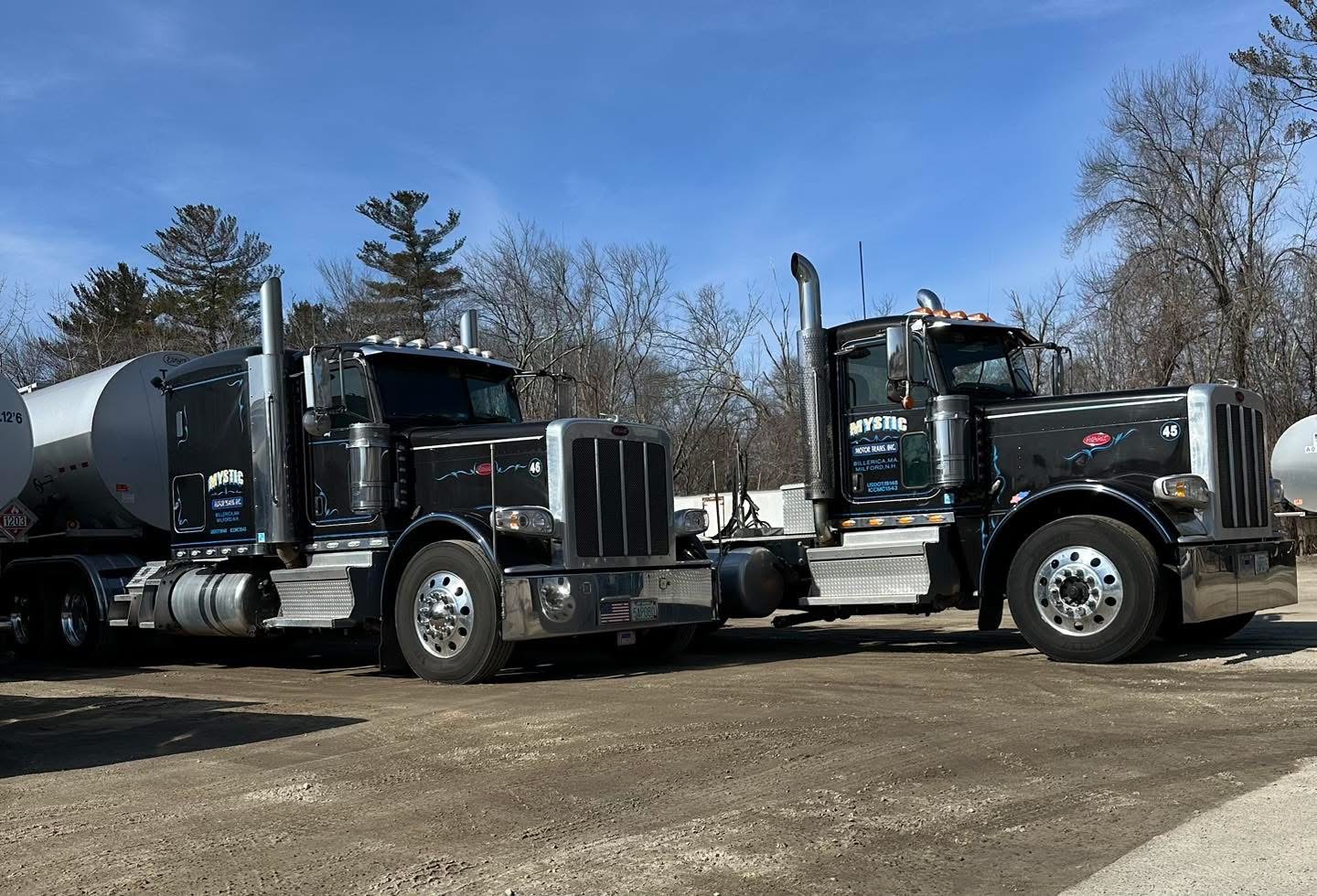 Day Cab & Sleeper Berth #16 - Reliable tractors equipped with GPS monitoring, dash cameras, and hydraulic wet systems for versatile hauling
